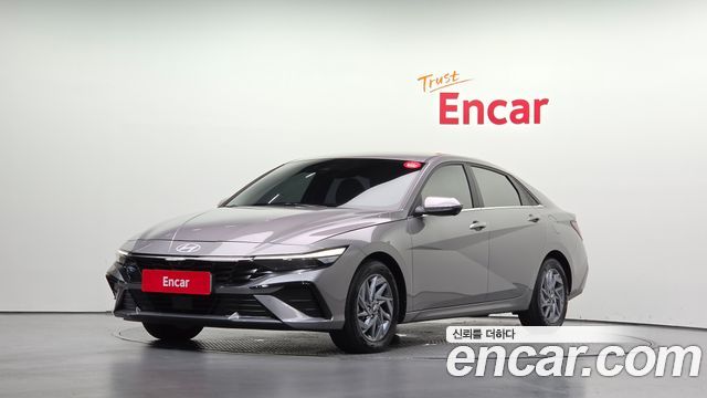 Hyundai AVANTE 2024 — photo 1