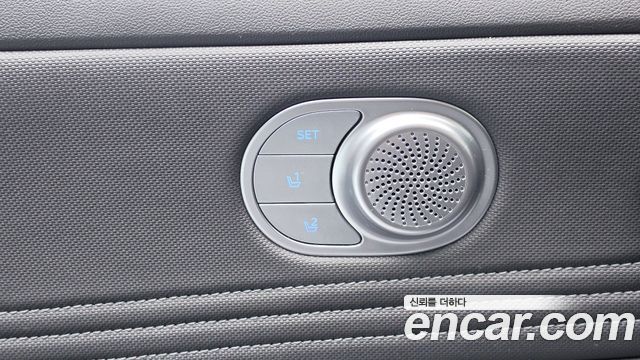Hyundai AVANTE 2024 — photo 17