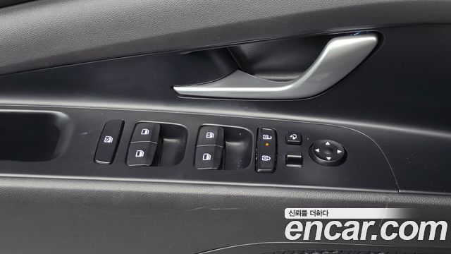 Hyundai AVANTE 2024 — photo 18