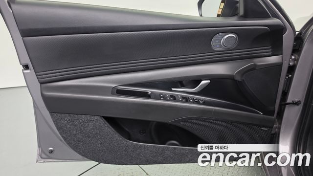 Hyundai AVANTE 2024 — photo 14