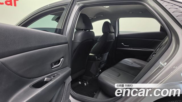 Hyundai AVANTE 2024 — photo 30