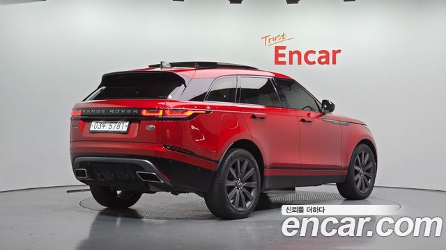 Land Rover Range Rover Velar 2018 — photo 2