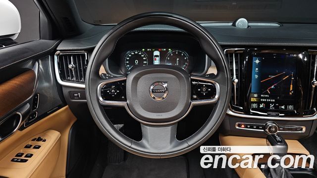 Volvo S90 2020 — photo 18