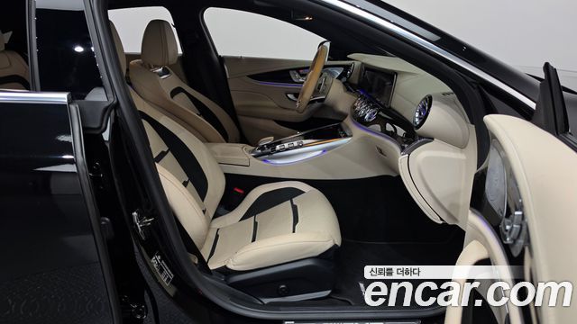 Mercedes-Benz AMG GT 2021 — photo 16