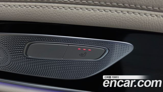 Mercedes-Benz AMG GT 2021 — photo 36