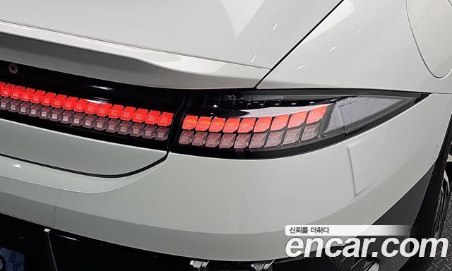 Hyundai Ioniq6 2023 — photo 9