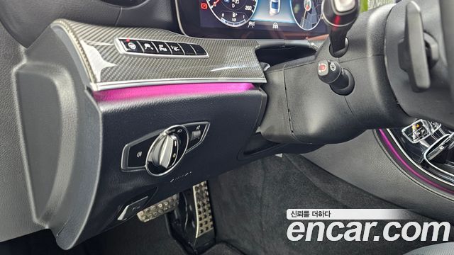 Mercedes-Benz CLS-Class 2019 — photo 27