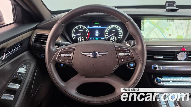 Genesis G90 2019 — photo 21