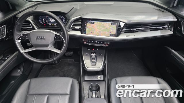 Audi Q4 e-tron 2022 — photo 10