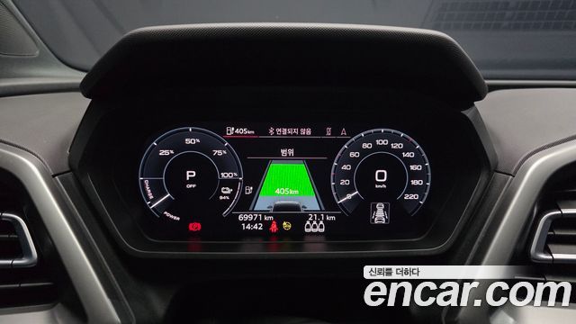 Audi Q4 e-tron 2022 — photo 11