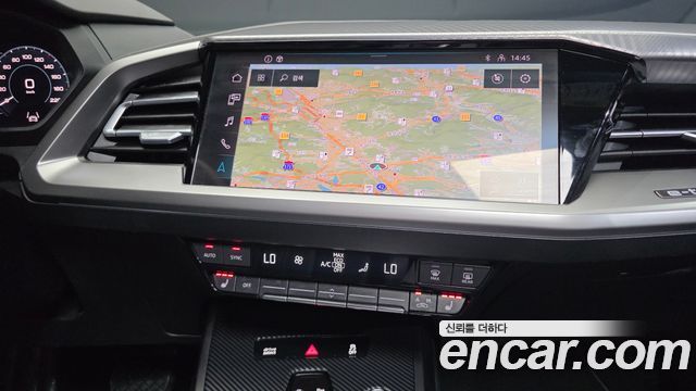 Audi Q4 e-tron 2022 — photo 19