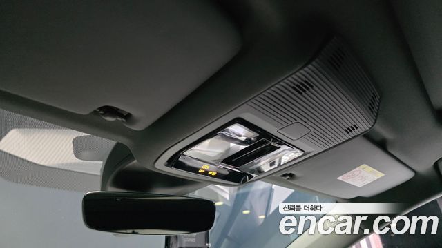 Audi Q4 e-tron 2022 — photo 27