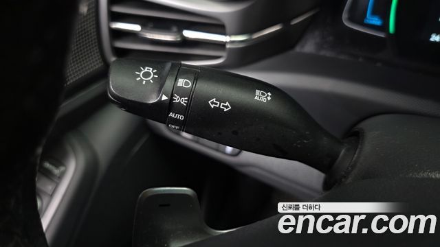 Hyundai Ioniq 2020 — photo 25