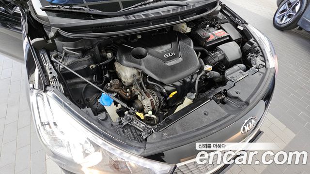 Kia K3 2013 — photo 6