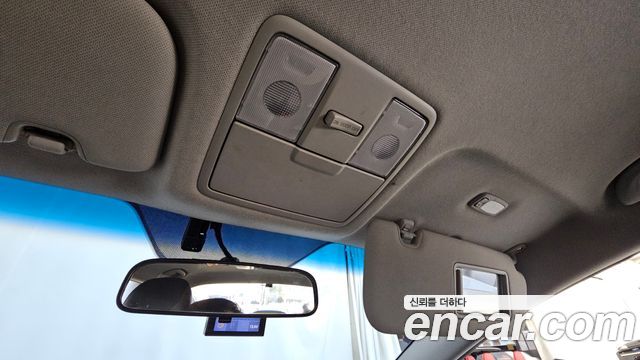 Kia K3 2013 — photo 23