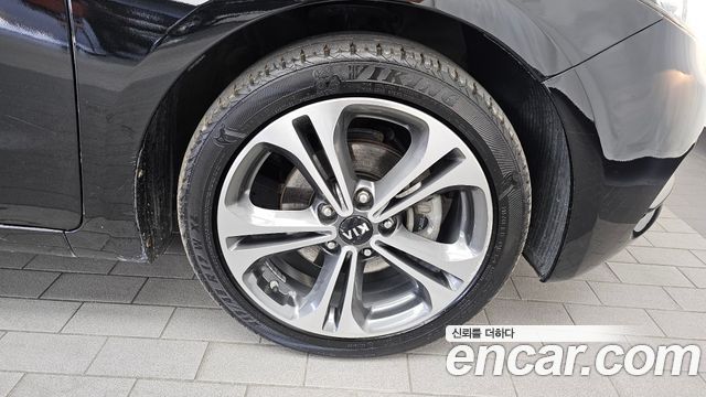 Kia K3 2013 — photo 7