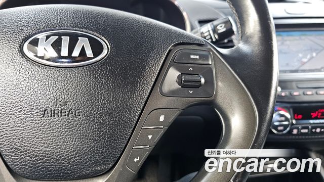 Kia K3 2013 — photo 30
