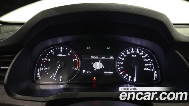 Kia K7 2020 — photo 8