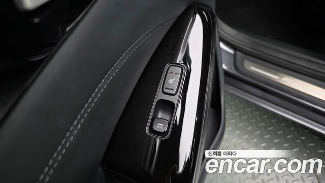Kia K7 2020 — photo 18