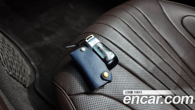 Mercedes-Benz CLS-Class 2019 — photo 21