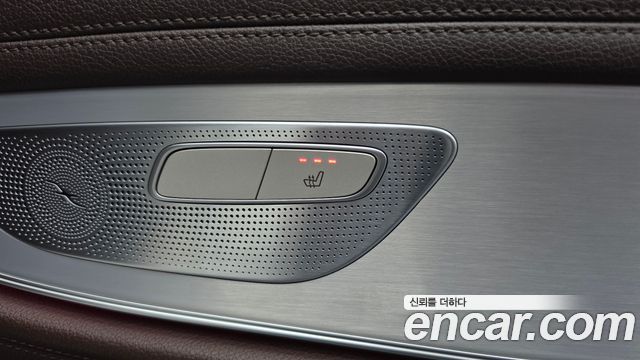 Mercedes-Benz CLS-Class 2019 — photo 33