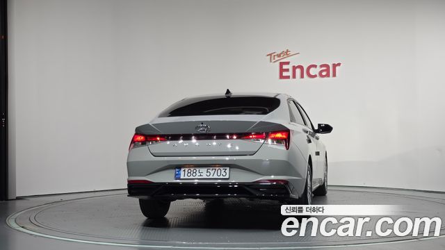 Hyundai AVANTE 2022 — photo 4