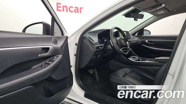 Hyundai Sonata 2021 — photo 13