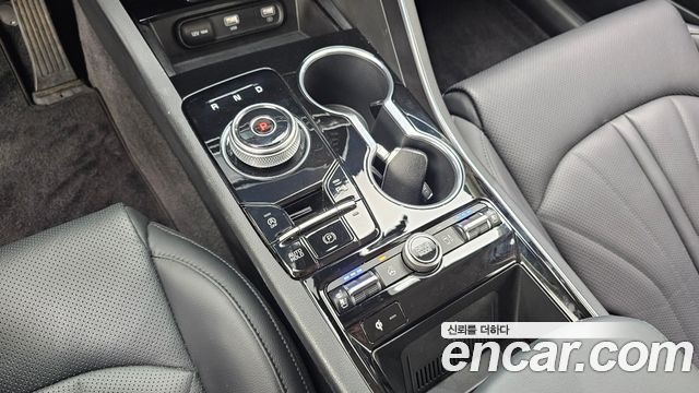 Kia K5 2023 — photo 9