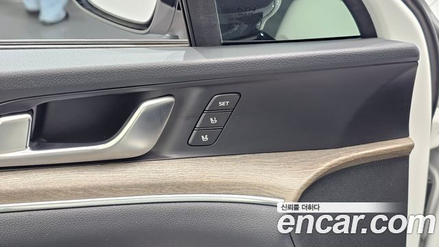 Kia K5 2023 — photo 16