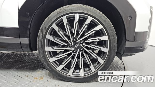 Hyundai Santafe 2025 — photo 7