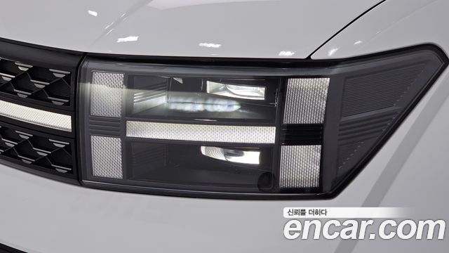 Hyundai Santafe 2025 — photo 8