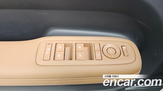 Hyundai Santafe 2025 — photo 27