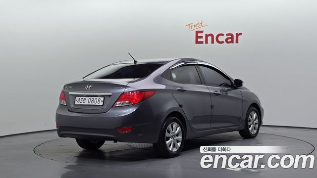 Hyundai Accent 2016 — photo 2