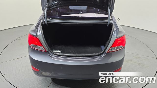 Hyundai Accent 2016 — photo 14
