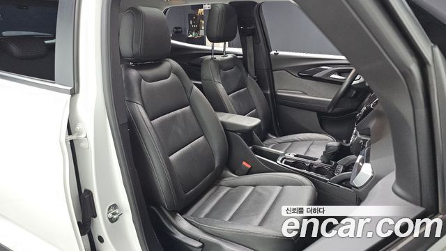 Chevrolet Korea Trailblazer 2021 — photo 13