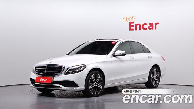 Mercedes-Benz C-Class 2019 — photo 1