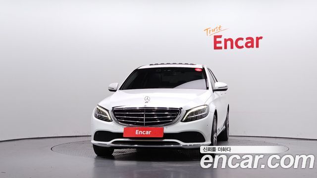 Mercedes-Benz C-Class 2019 — photo 3