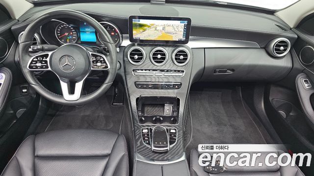 Mercedes-Benz C-Class 2019 — photo 10