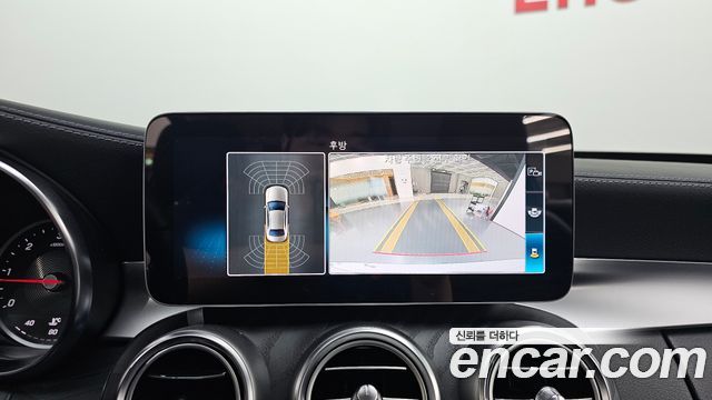 Mercedes-Benz C-Class 2019 — photo 21