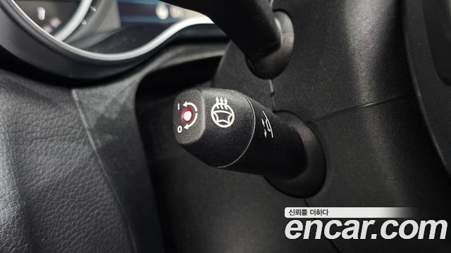 Mercedes-Benz C-Class 2019 — photo 25
