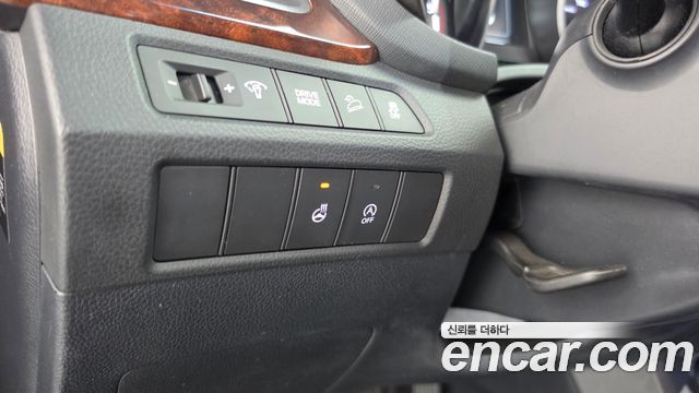 Hyundai Santafe 2017 — photo 25