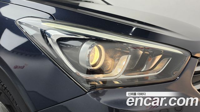 Hyundai Santafe 2017 — photo 8