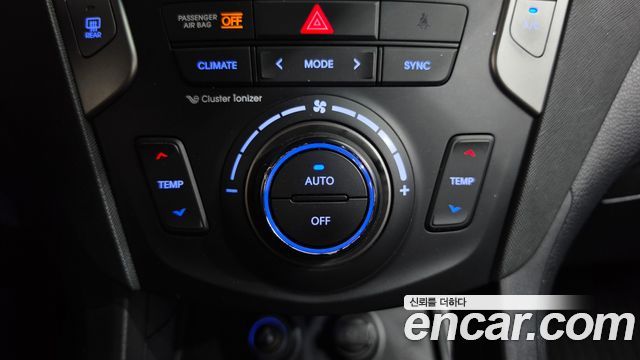 Hyundai Santafe 2017 — photo 29