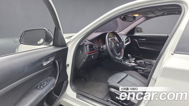 BMW 1-Series 2017 — photo 10