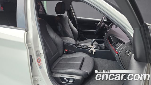 BMW 1-Series 2017 — photo 11
