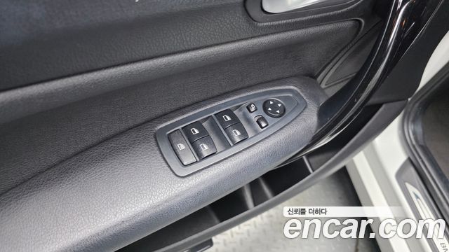 BMW 1-Series 2017 — photo 18