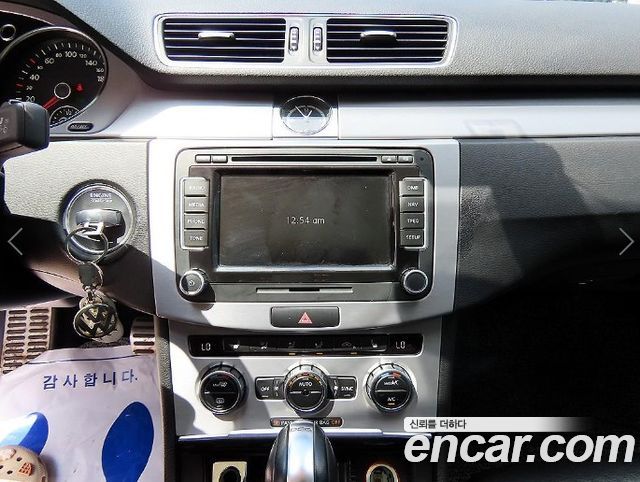 Volkswagen CC 2013 — photo 12
