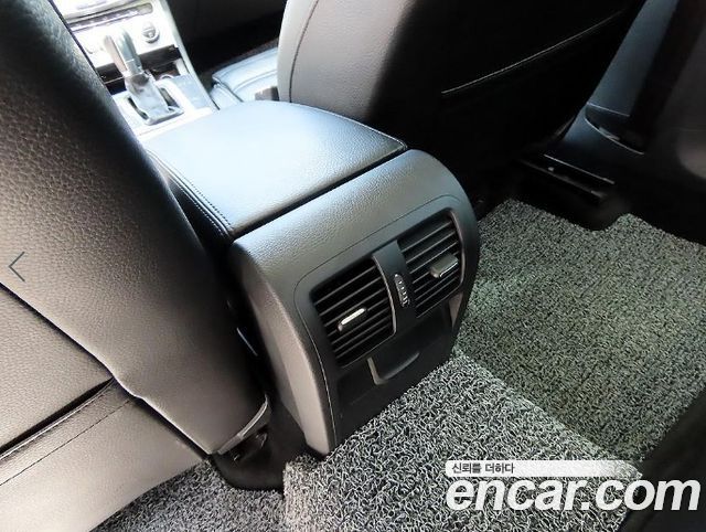 Volkswagen CC 2013 — photo 16