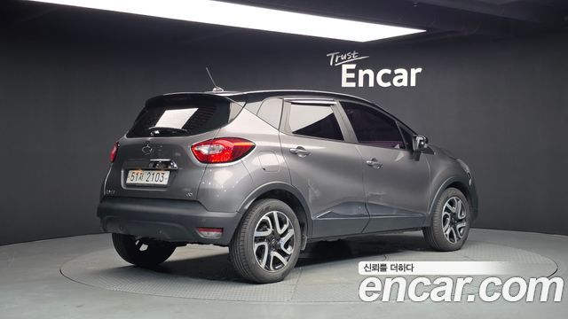 Renault Korea QM3 2017 — photo 2