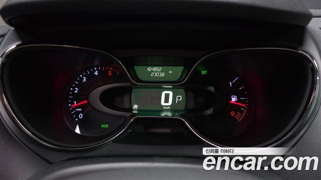 Renault Korea QM3 2017 — photo 8